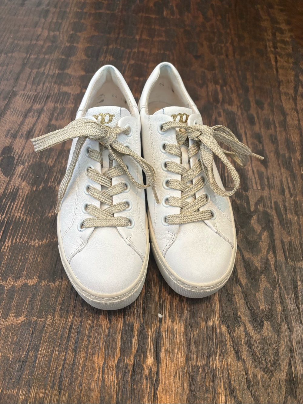 Paul Green Hadley white leather sneakers with Gold glitter Accents / gold laces